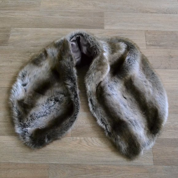 Faux Fur Brown Shrug Shoulder Wrap Cover - Picture 1 of 4